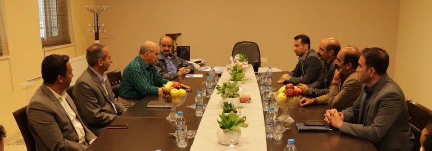 جلسه هم اندیشی و بررسی مشکلات کارخانه قند اقلید